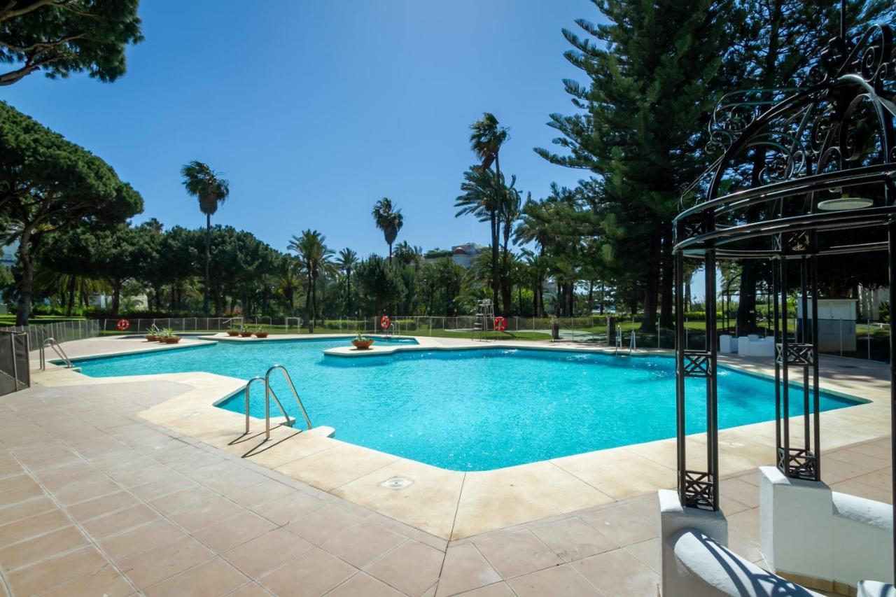 Marbella Banus Suites - Bird Of Paradise Playas Del Duque Banus Suite Apartment Ngoại thất bức ảnh